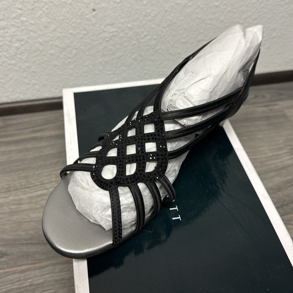 KAREN SCOTT Black Rhinestone Strappy Elinoor Round Toe Slip On Slingback (WIDE) - Picture 5 of 6